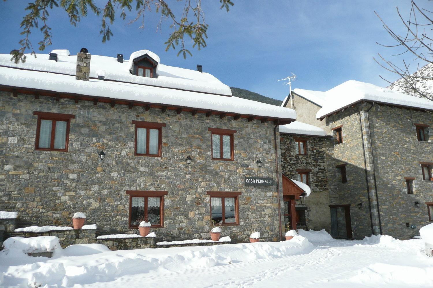 Hostal Pernalle Erillavall Exterior foto